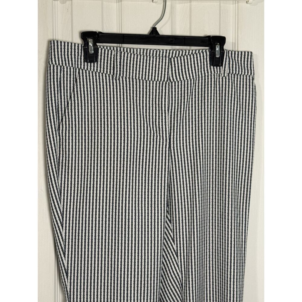 Ann Taylor Factory Navy Blue/White striped Pants, Size 6 - Picture 2 of 6